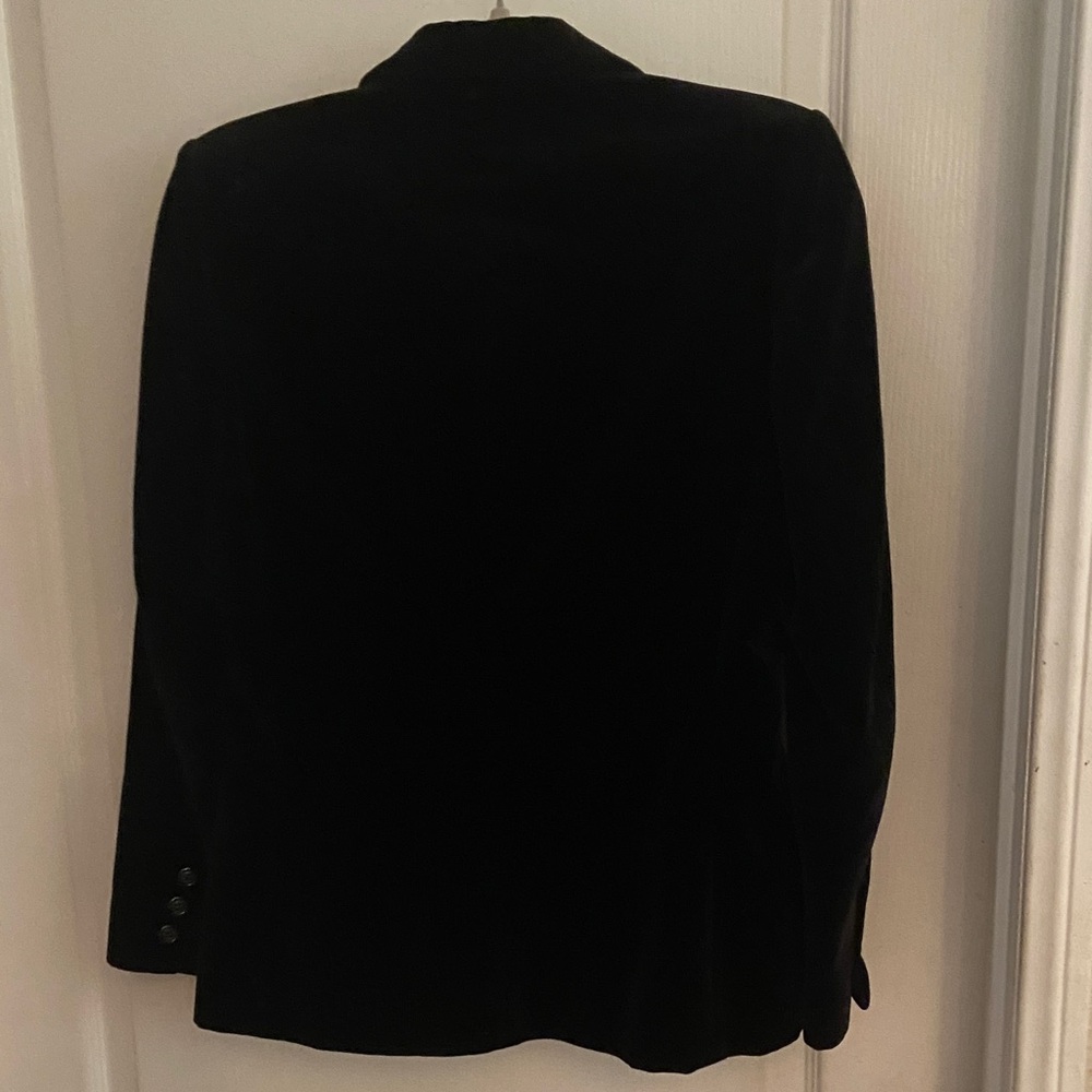 Buffums Classic Black Velvet Blazer - Picture 3 of 5